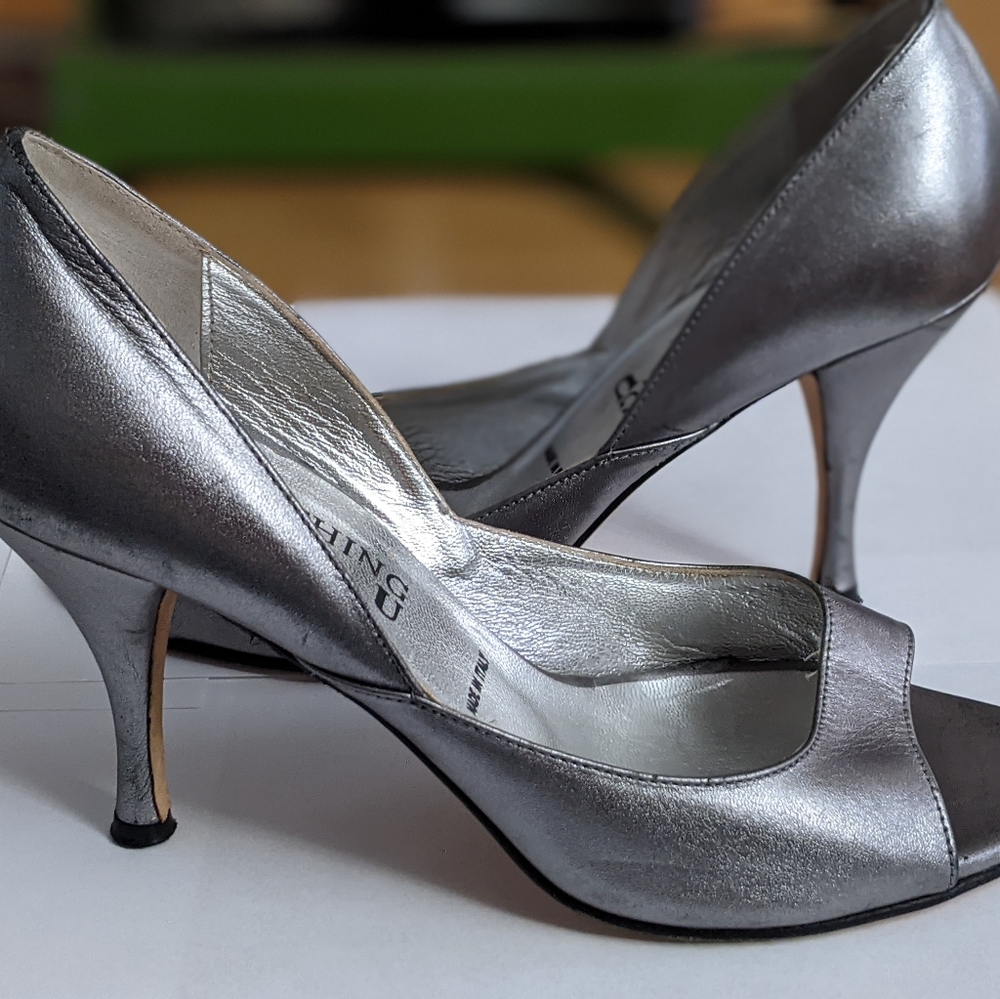 Shoes - Picture 2 of 2